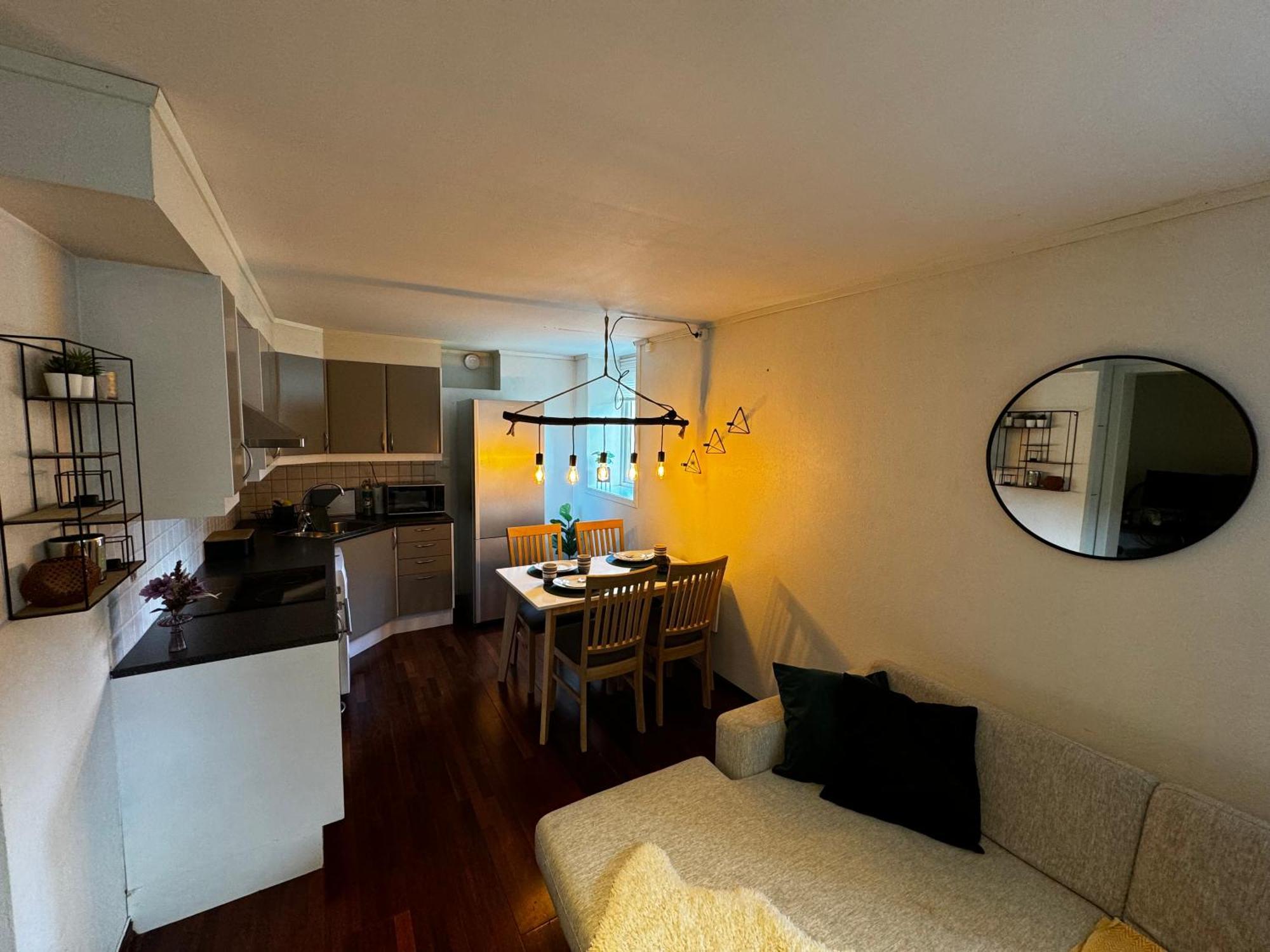 Central, 2 Bedroom, Free Parking Tromso Bagian luar foto